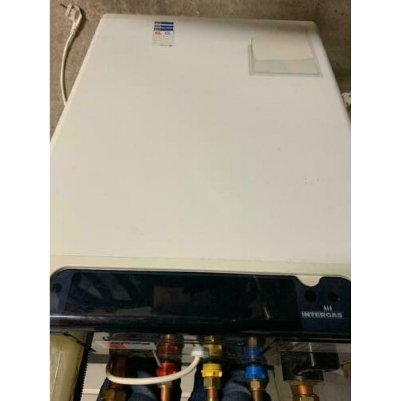 4x intergas hre 24/18 bouwjaar 2013