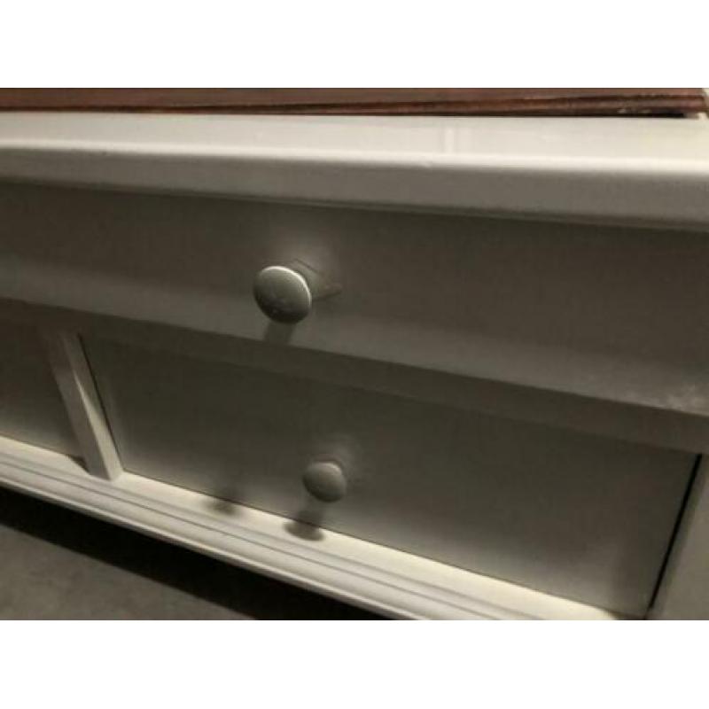 Salontafel wit, degelijk/stevig