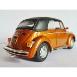 Volkswagen Kever 1303 Cabriolet van Cararama 1/43
