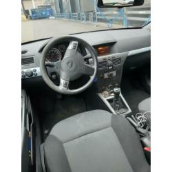 Opel Astra 1.8 16V St.wgn. 2006 Grijs