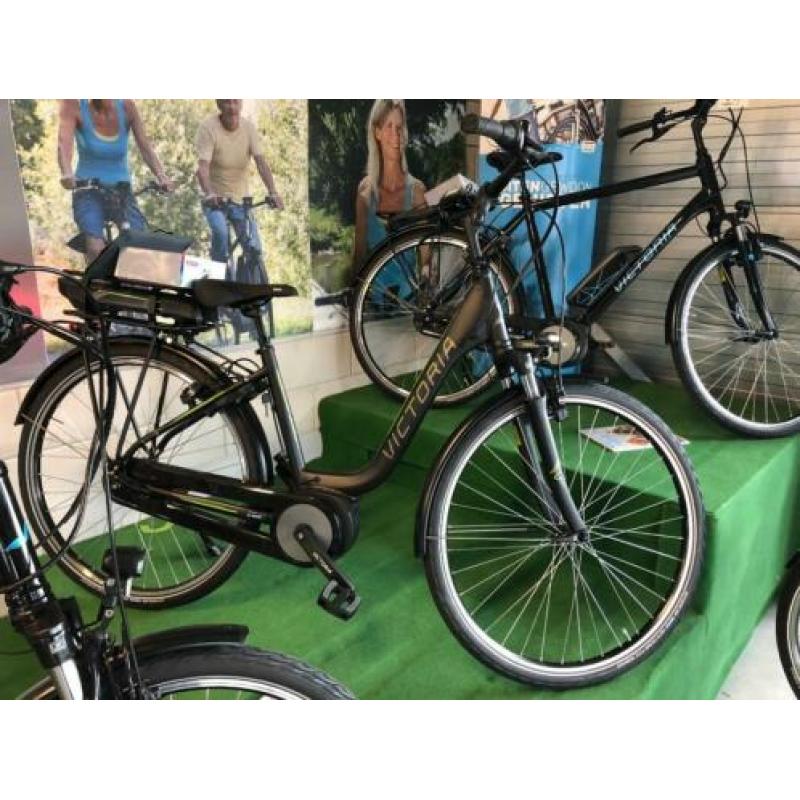 Fietsmaster victoria 5.9 e trekking bosch motor 500 w op=op!
