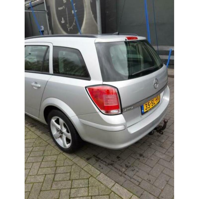 Opel Astra 1.8 16V St.wgn. 2006 Grijs