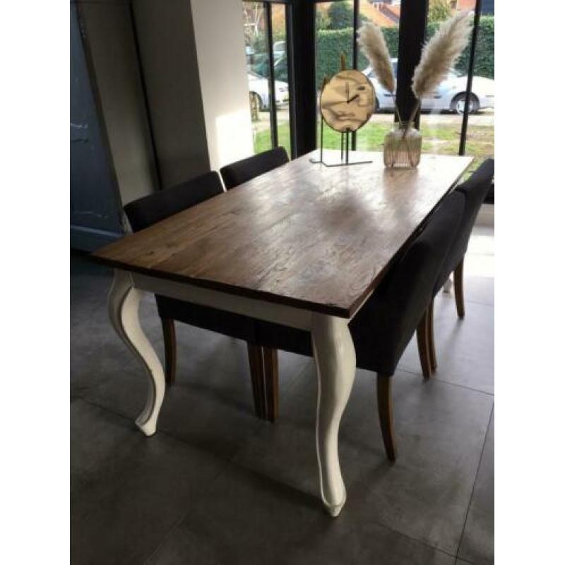 Mooie landelijke eetkamertafel eettafel teakhout