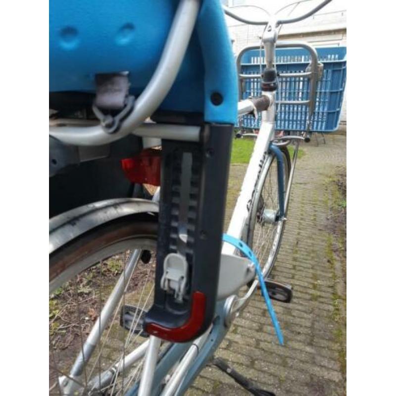 yepp kinderzitje achter