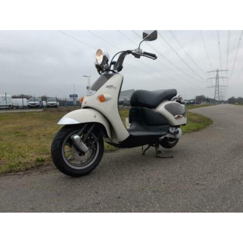 aprillia habana mojito scooter