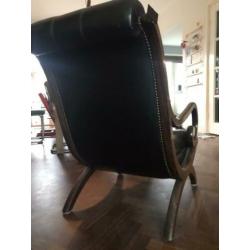 Gecapitonneerde Chesterfield stoel fauteuil vintage