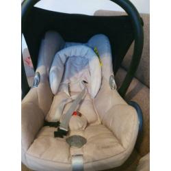 Maxi cosi pebbles beige