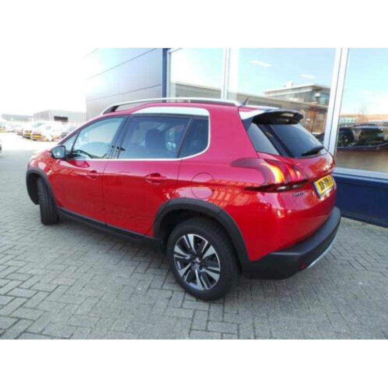 Peugeot 2008 1.2 110PK Allure | NAVI | VOl AUTOMAAT | PANO |
