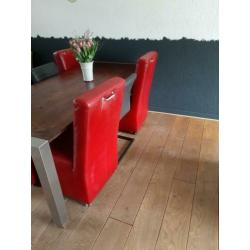 rode eetkamer stoelen
