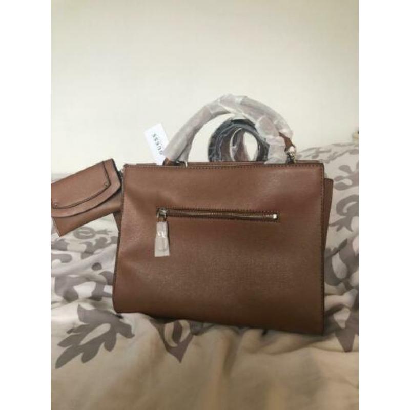 GUESS handtas cognac