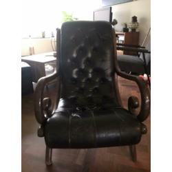 Gecapitonneerde Chesterfield stoel fauteuil vintage