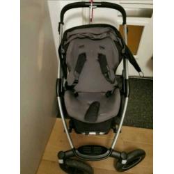 Maxi cosi mura 4 (auto stoel, reiswieg en kinderwagen!! )