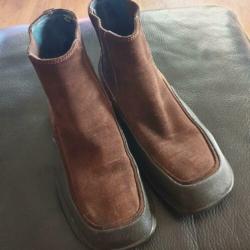 Floris van Bommel boots, maat 8½.