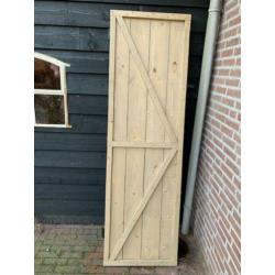 STOERE NIEUWE HOUTEN DEUR. Ook te gebruiken als BARNDEUR.