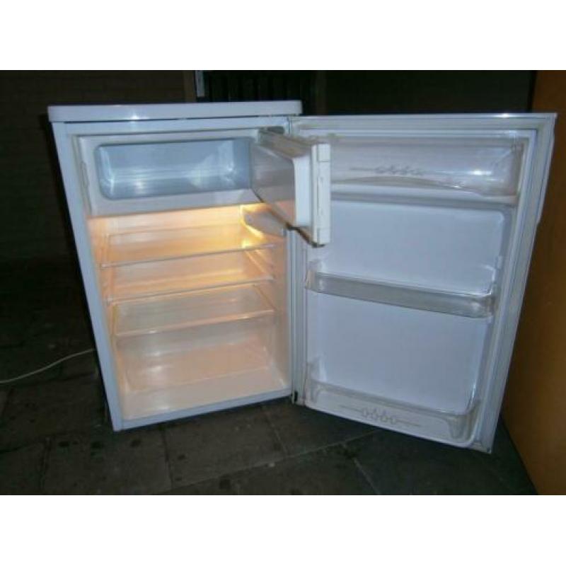 Zanussi Tafelmodel Koelkast met Vriesvak.