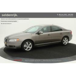 Volvo S80 2.5 T Summum Aut. | Xenon | Navigatie | Volleder |