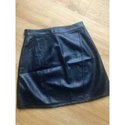 Leren korte rok donkerblauw Zara maat S