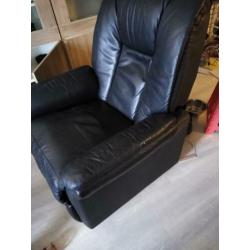 Lederen relax fauteuil. Zwart. Teab
