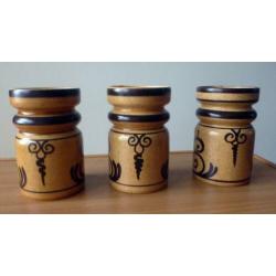 Drie puntgave Flora Gouda vaasjes decor Argos