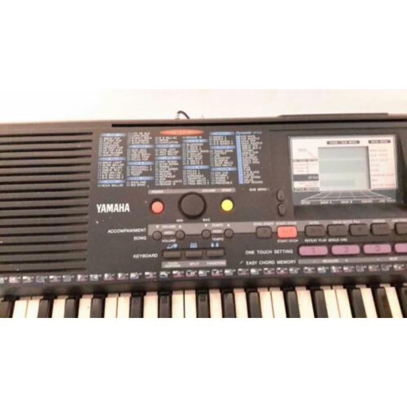 Yamaha psr 220 keyboard.