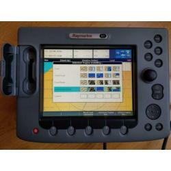 Raymarine E80 MFD kleurenkaartplotter