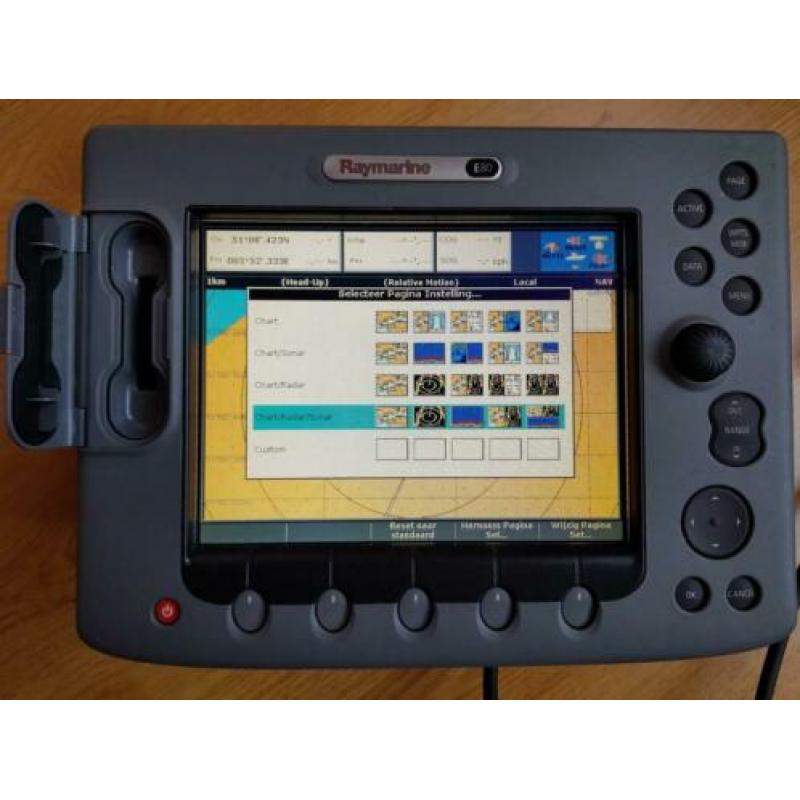 Raymarine E80 MFD kleurenkaartplotter