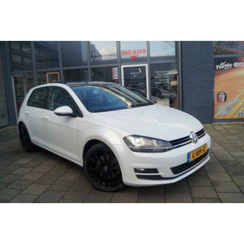 Volkswagen Golf 1.4 TSI ACT Highline / Navi / Pano / Automaa