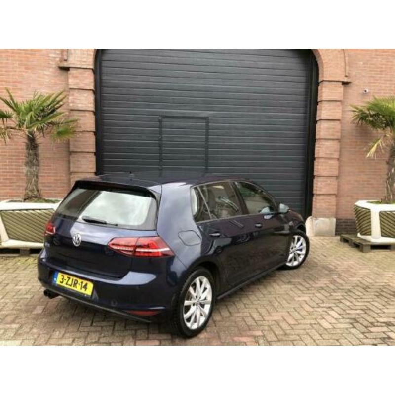 Volkswagen Golf 1.4 TSI GTE + Navi + Leder + Camera + Keyles