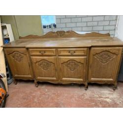 Queen Anne mooie bewerkte dressoir