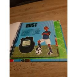 Super voetbalfun 3d, Onwijs leuk kinderspeelboek