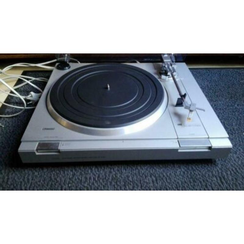 Aristona ST1703 Platenspeler