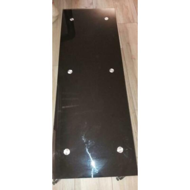 Tv meubel zwart glas met zwenkwielen