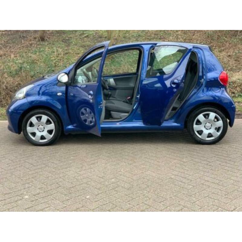 Toyota Aygo 1.0-12V + 5-deurs 1e eig. + GARANTIE + dealer on