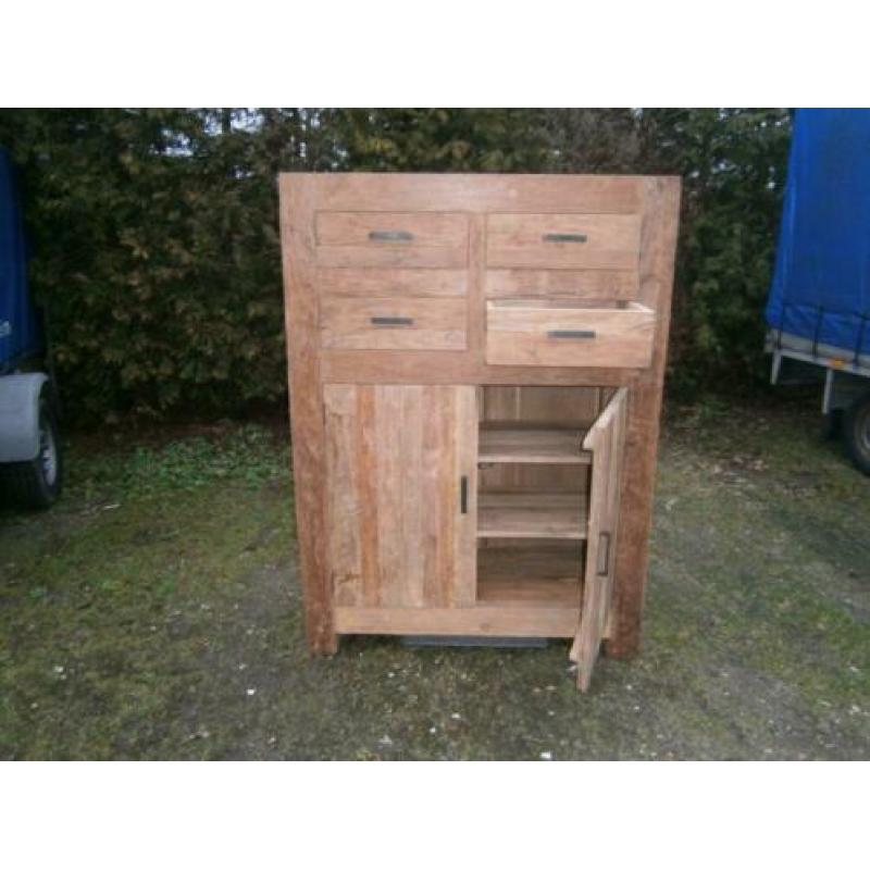 Meidenkast oud teak massief topper voor een laag prijsje