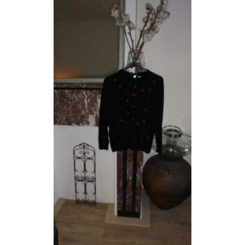 Mooie top met geborduurde roosjes van Bel & Bo mt XL