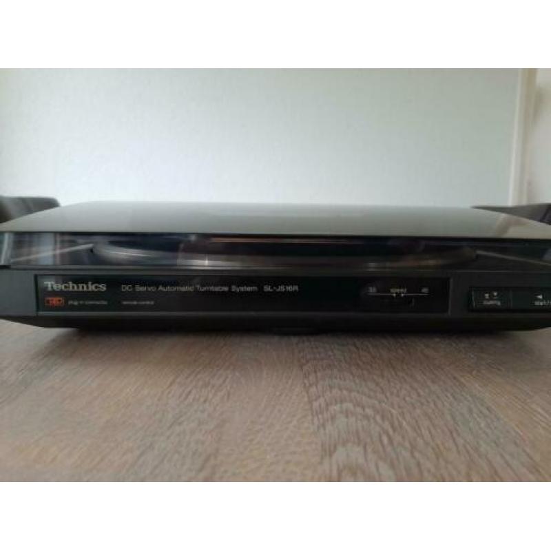 Technics platenspeler en cassetten speler