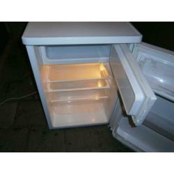 Zanussi Tafelmodel Koelkast met Vriesvak.