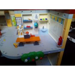 Pyaymobil Ingerichte basisschool (5923)