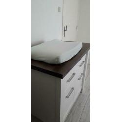 Commode, ledikant, aerosleepmatras