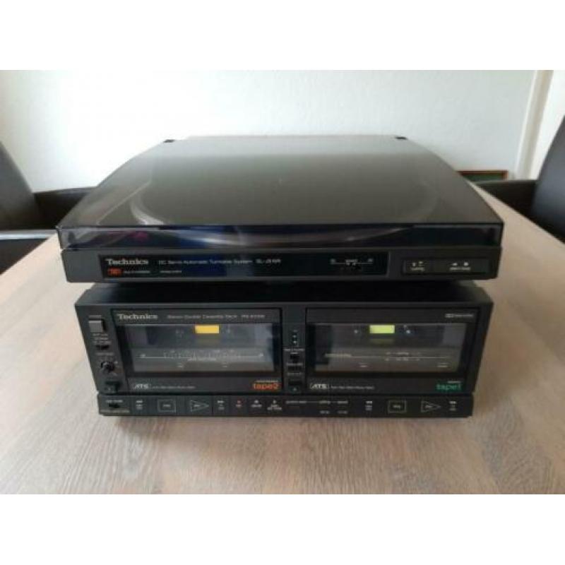 Technics platenspeler en cassetten speler