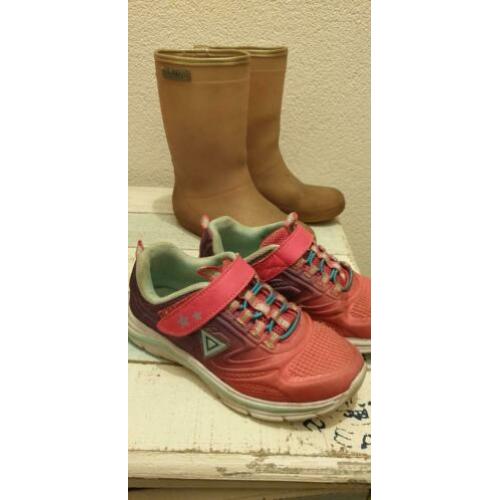 Pakket kleding/schoenen maat 30