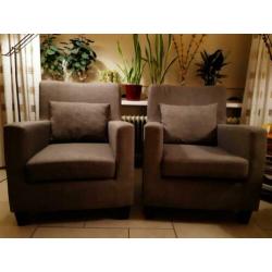 Twee Fauteuils Taupekleurig