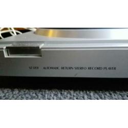 Aristona ST1703 Platenspeler