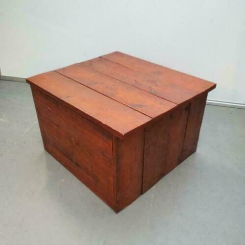 Houten tafel salontafel bijzettafel 84x76 cm