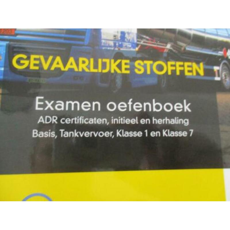 Boek ADR Gevaarlijke stoffen 2020 + examen oefenboek