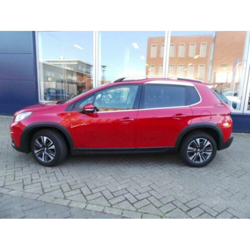 Peugeot 2008 1.2 110PK Allure | NAVI | VOl AUTOMAAT | PANO |