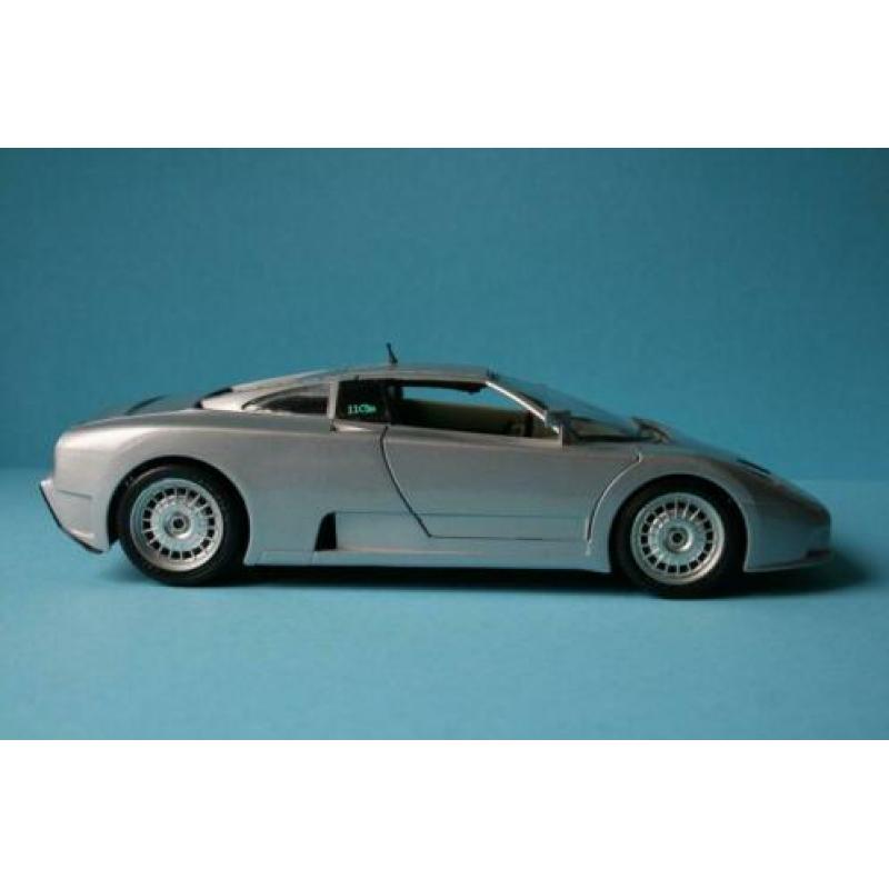 Bugatti EB110 - 1991, Modelauto 1:18