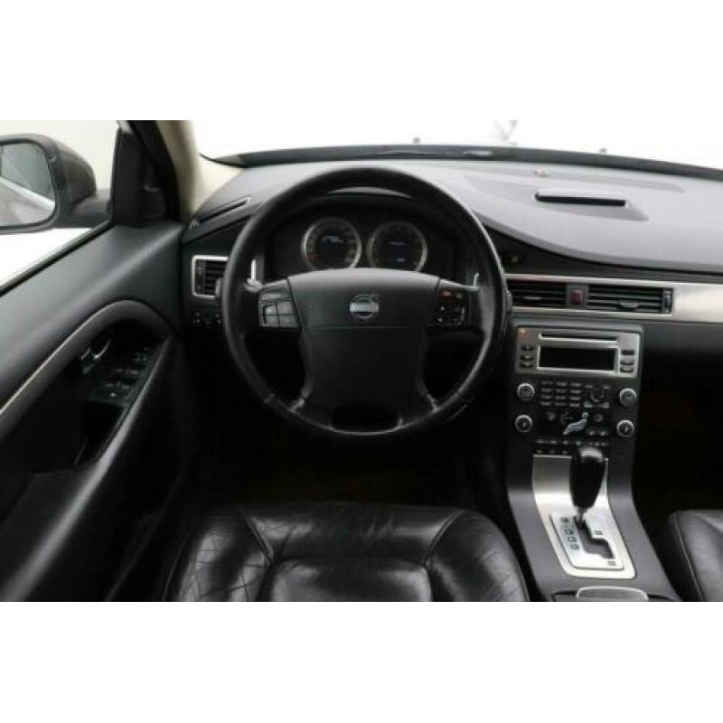 Volvo S80 2.5 T Summum Aut. | Xenon | Navigatie | Volleder |