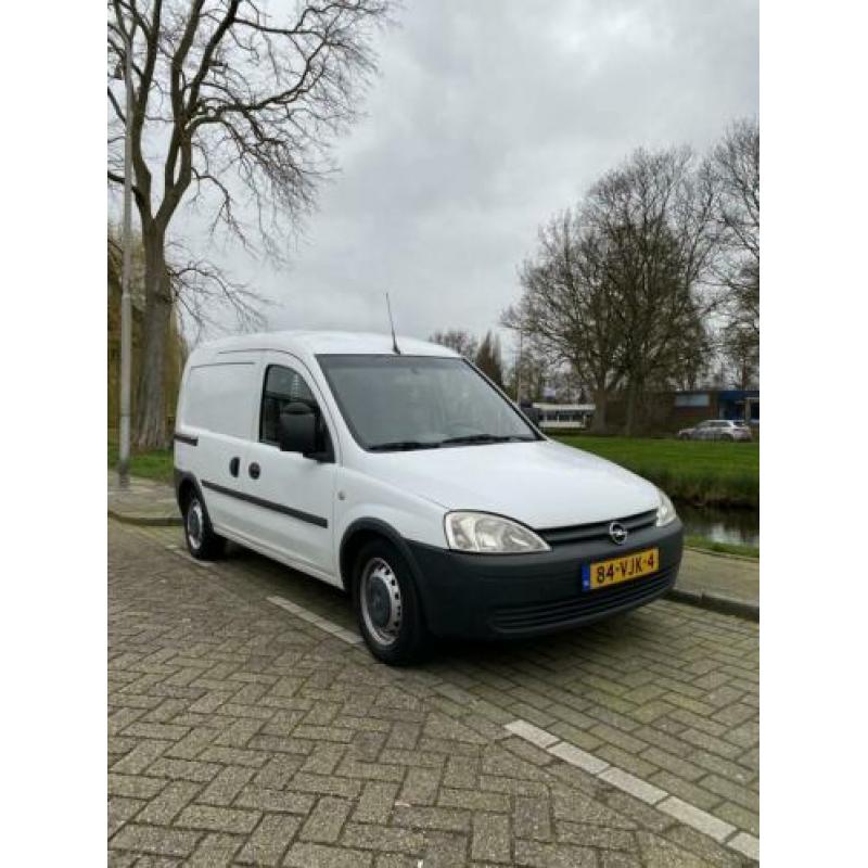 Opel Combo 1.3 DT DPF H AC 2007