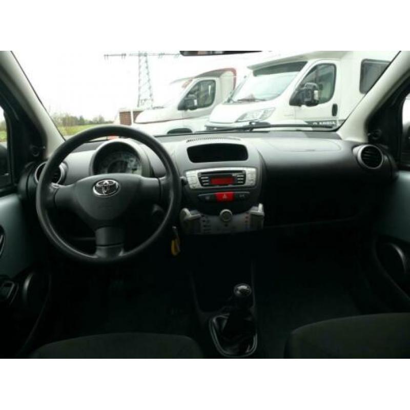 Toyota Aygo 1.0 VVT-i Comfort 5Drs Airco Elec Pakket Face Li